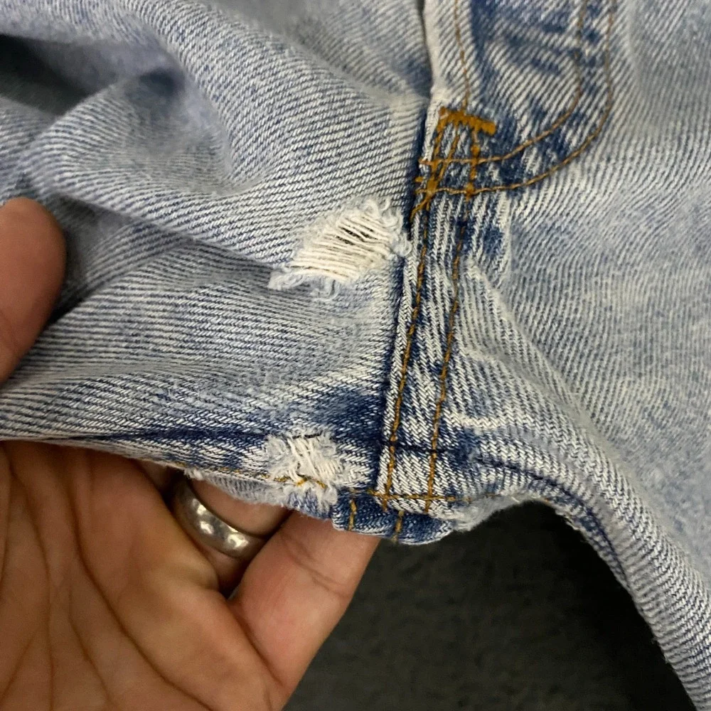 Vintage 90s Levis 501xx Jeans FITS 29x32 Button Fly Light Wash Blue Made in USA